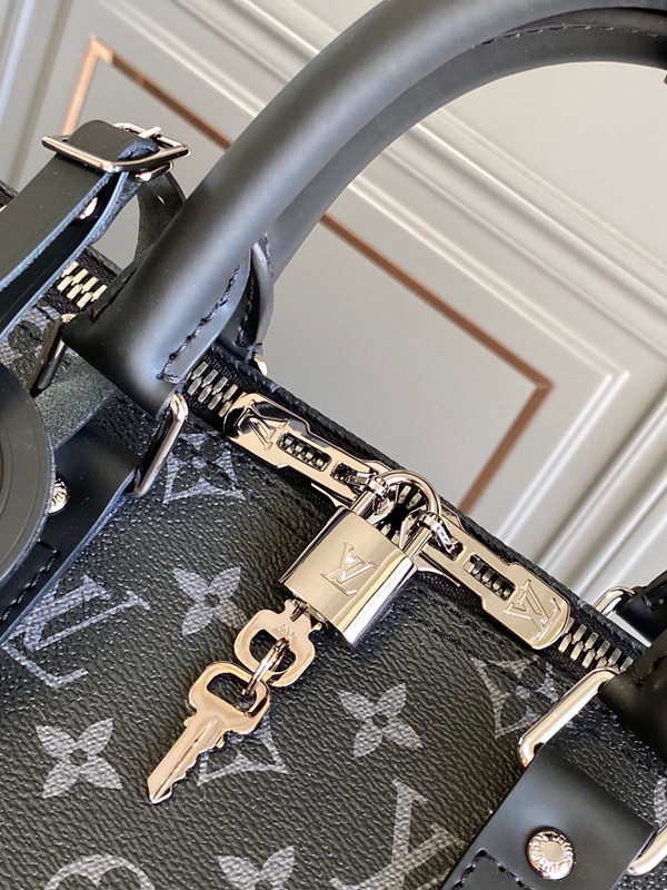 ルイヴィトンバッグ内部構造